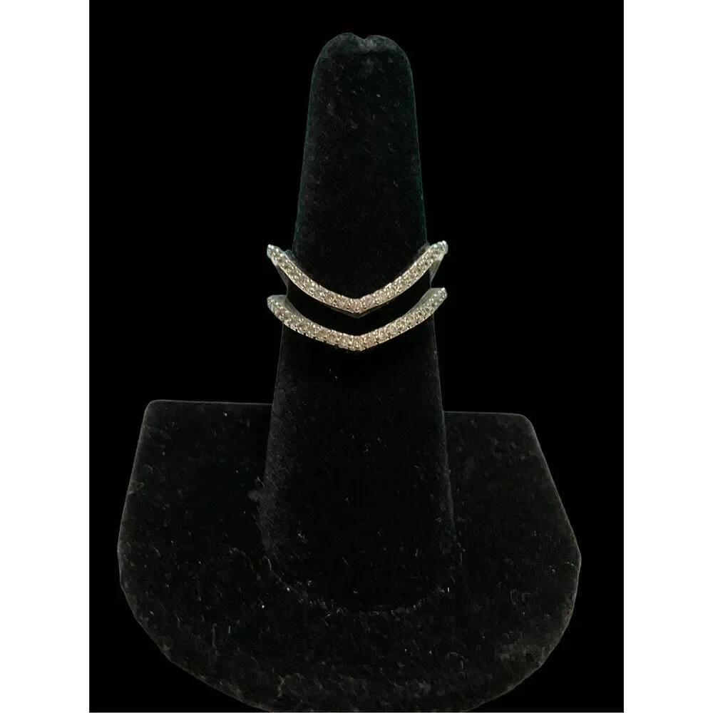 Modern CZ ring - Picture 6 of 16